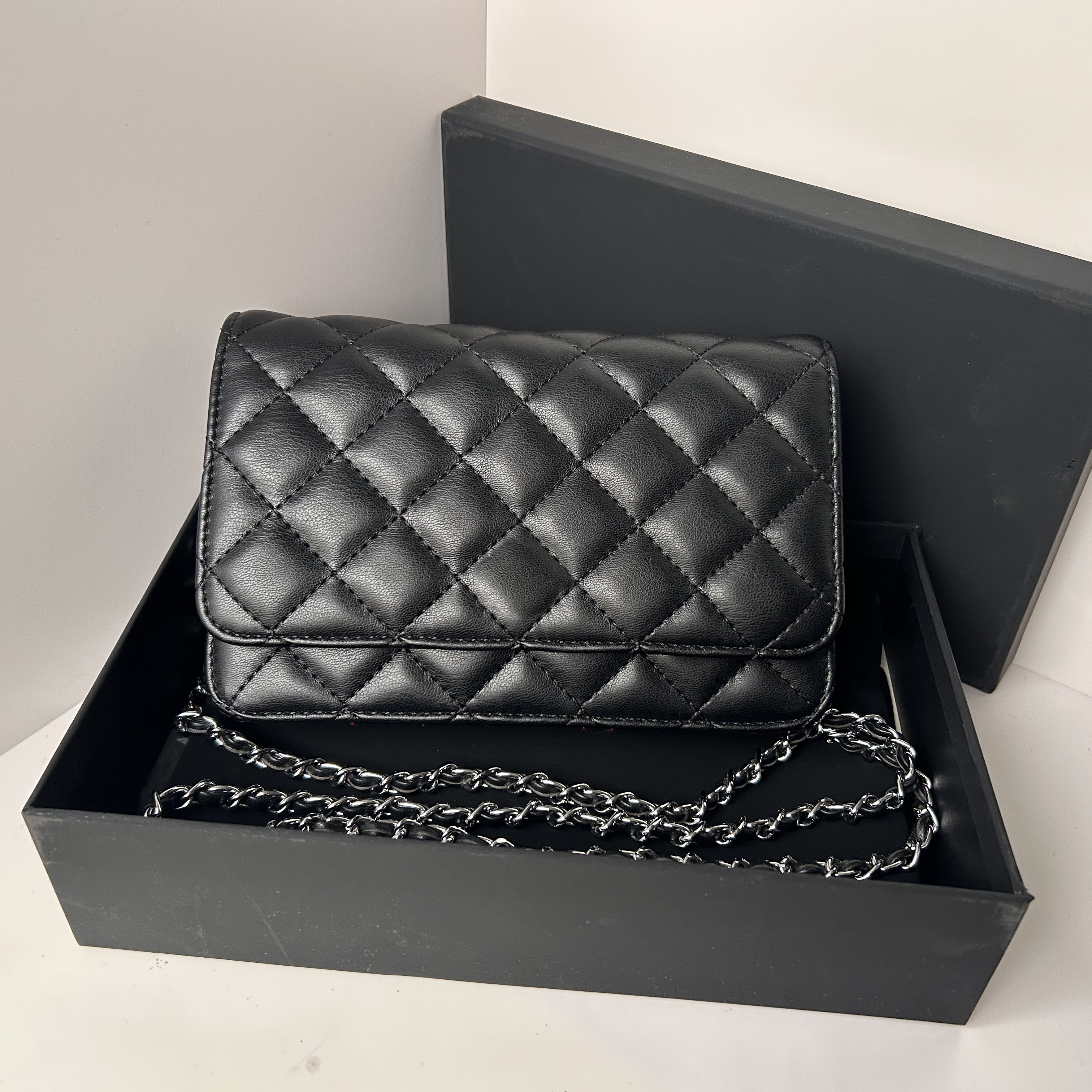 10A Designer mini Flap Bag 5A Quality Womens Fashion Golden Ball Chain Bags Sheepskin Shoulder Bags C Bag Cosmetic Crossbody Bags Lady Wallet Purse 17 and 20cm