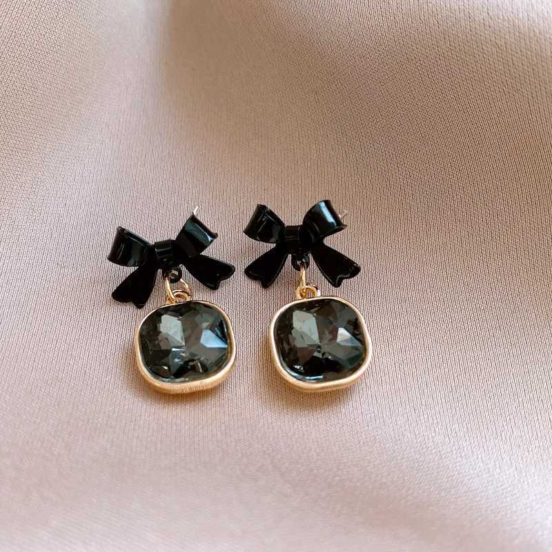 2025 New Arrival Light Luxury Simple Crystal Black Bow Square Stud Earrings For Women Fashion Sweet Jewelry Accessories Gifts Y250401