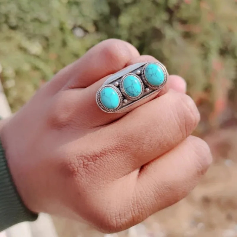 Vintage Bohemian Style Womens Copper RingCreative Oval Synthetic Turquoise Ring Perfect Jewelry Accessory for Holiday Parties 251031