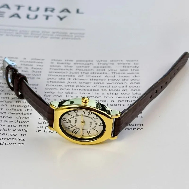 Fashion Oval Dial Women Watches Leather Strap Retro Ladies Quartz Watch Drop Reloj De Mujer 251031