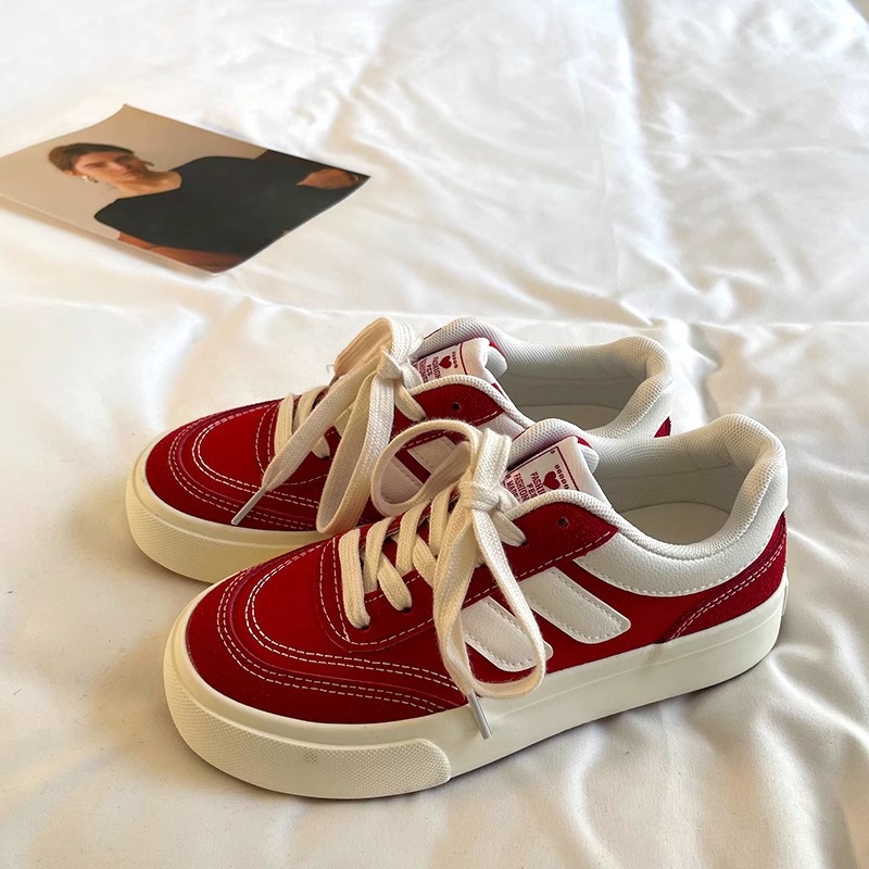 designer shoes new Retro Hong Kong style black canvas shoes for women style niche design versatile sneakers for students trendy on Instagram