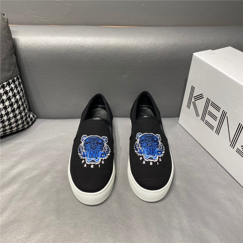 Designer Shoes 2025 New European Men's Shoes Men's Tiger Head Board Shoes Fashion And Versatile Casual Embroidery Summer Breathable Le Fu Sh
