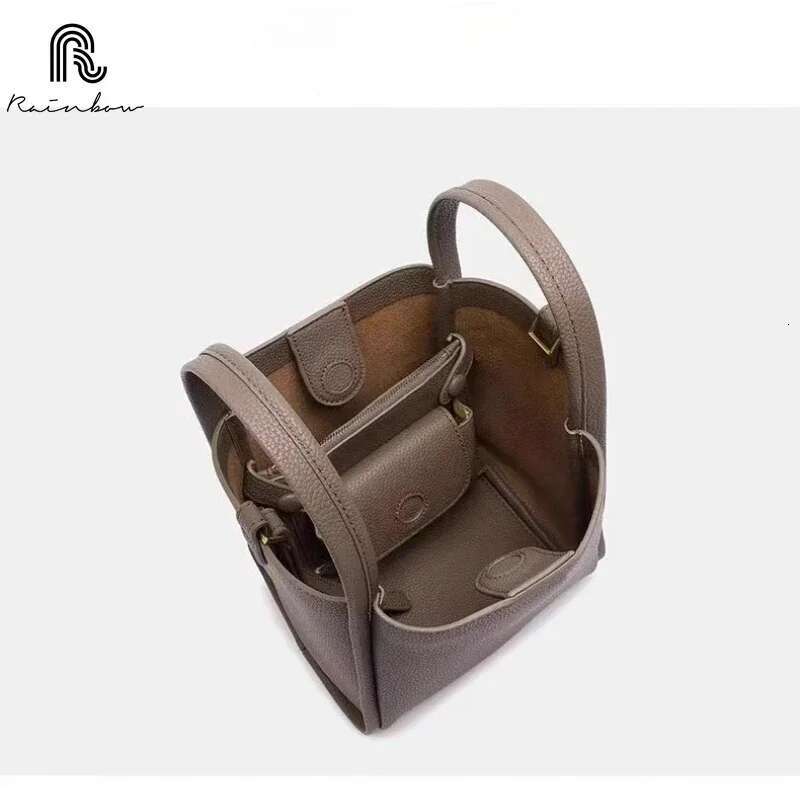 RAINBOW Fashion Women genuine leather New Tide Versatile Solid Color Simple Large Capacity Lock Catch Bucket Bag