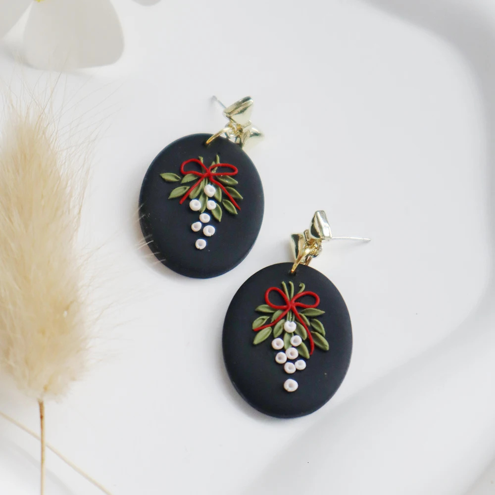 Christmas Leaf Dangle Earrings for Women Girls Christmas Gift Pendant Earring Polymer Clay Bow Drop Earring Gifts Jewelry 251031