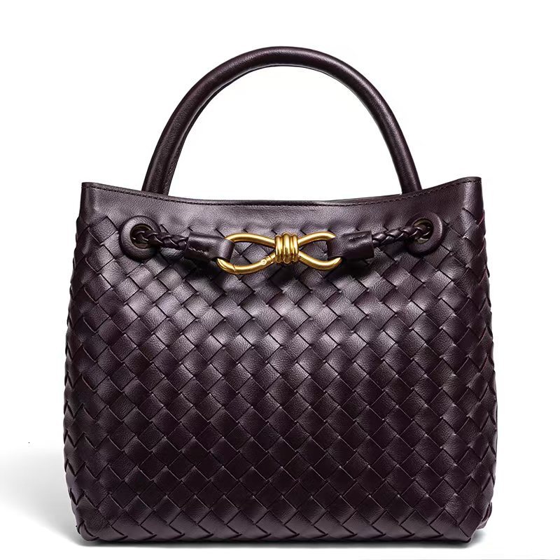 New fashionable women s bag with bow bag hand woven handbag trendy handheld shoulder width design European and American style designer bag