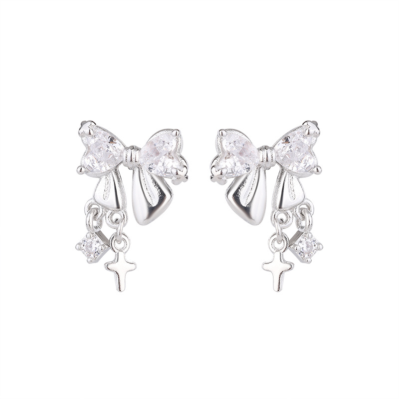 Chic Vintage-Inspired 925 Silver Studs Featuring Sparkling Crystals and White Zircons Ideal for Bridesmaids