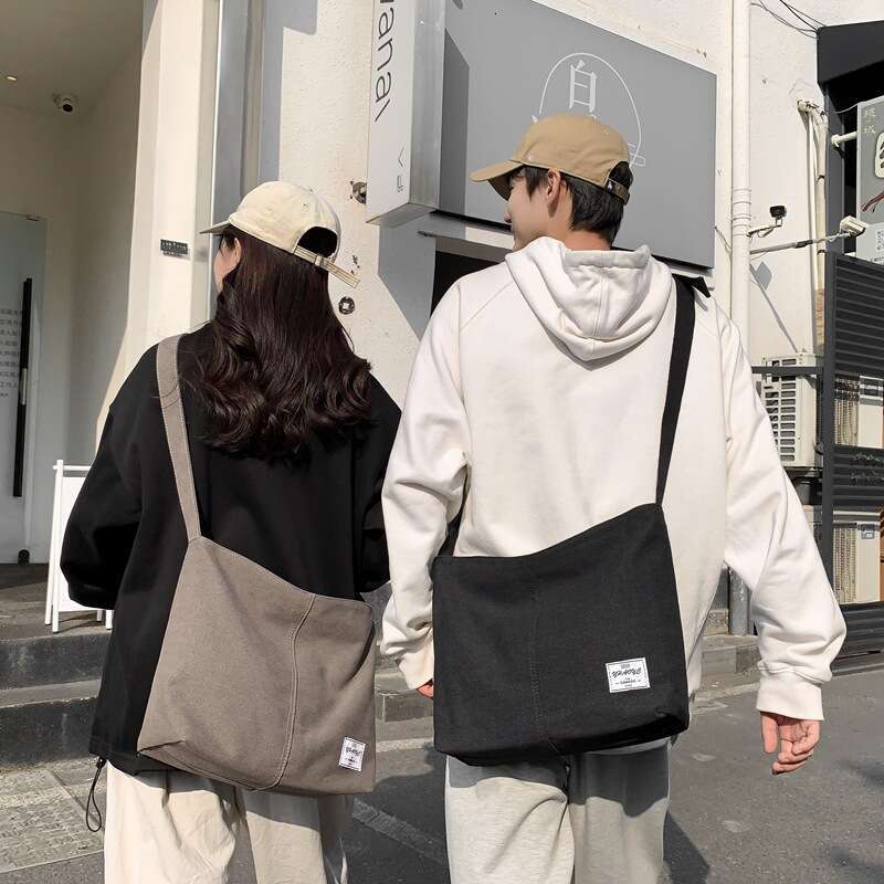 2025 NEW Canvas men's crossbody, Korean version, new student shoulder bag, large capacity, original style, portable backpack, women's versat