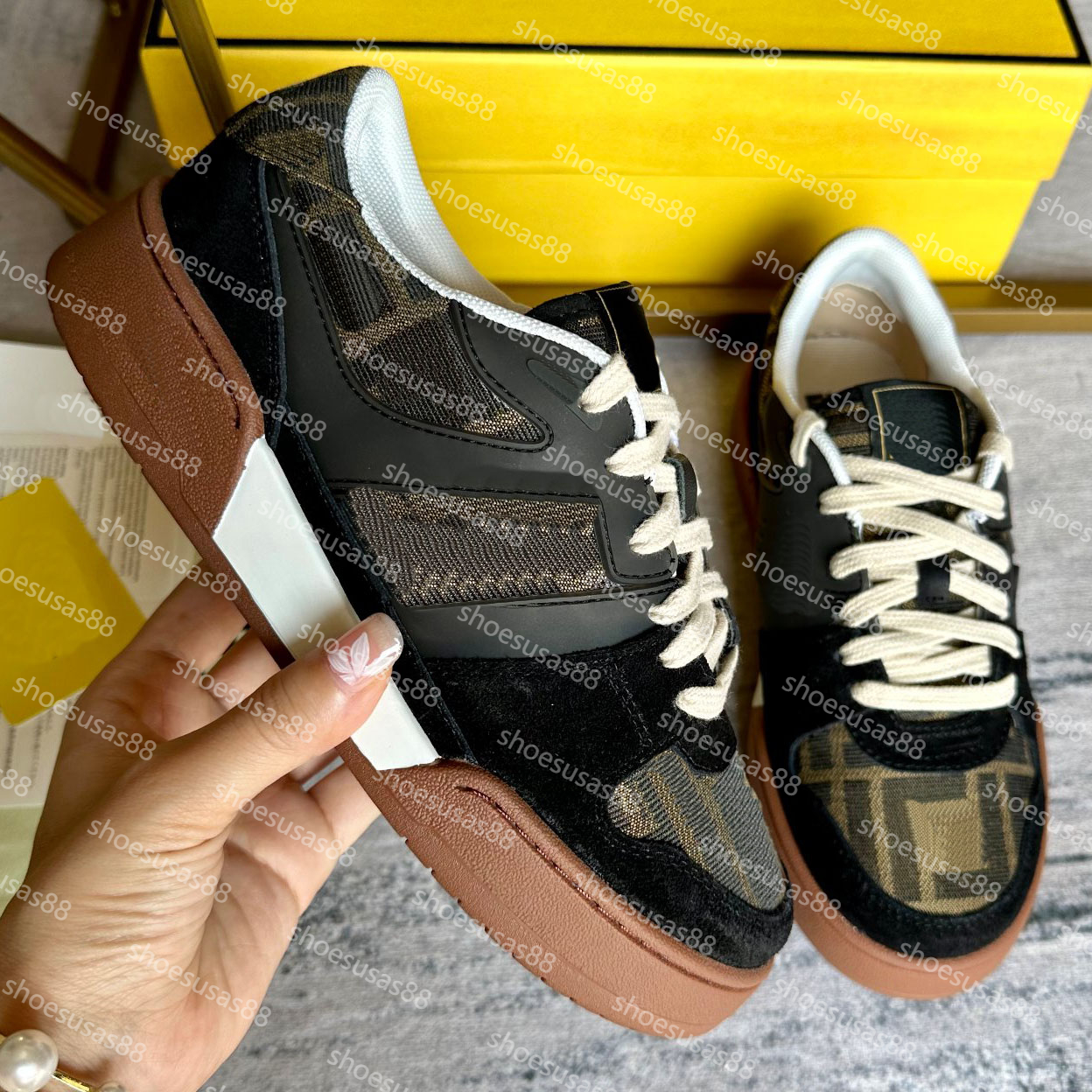 Designer Trainers Sneakers Men Women Casual Shoes Match Sneaker Calfskin Top-Quality Mesh Sneakers Domino Shoe