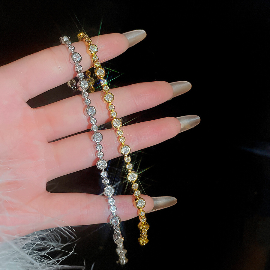 Korean Style INS Zircon Round Light Luxury High-End Feel Bracelet Simple Niche Design Sense Elegant Jewelry Wholesale - view 5