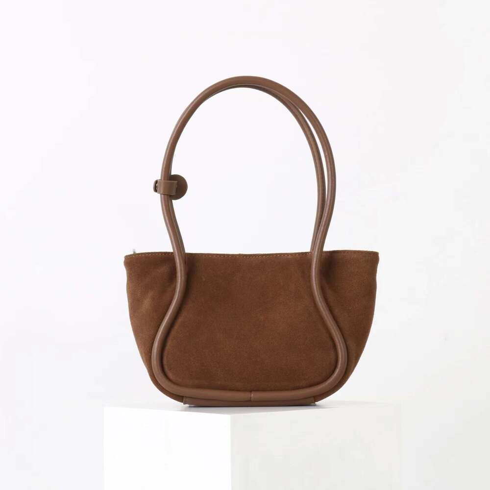 Luxury Bag Designer's New Matte Melard Tote Exquisite Niche One Shoulder Casual Cross Body Bag Trendy Beach Bag