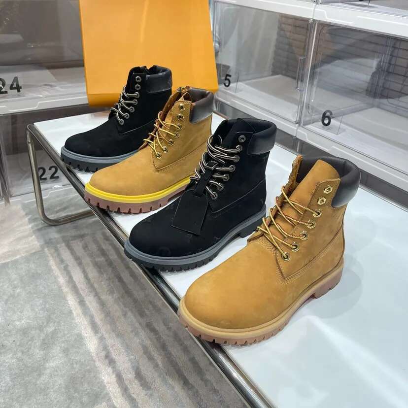 Designer women mens tim Boot Waterproonkle Classic Martin Shoe Cowboy Yellow Black Brown booties outdoor Hiking Motorcycle Boots