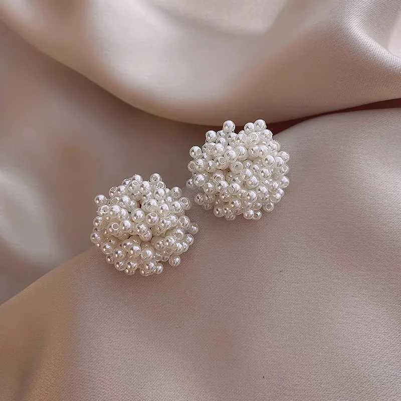 French Style Light Luxury Simple Niche Design Fireworks Pearl Stud Earrings For Women Fashion Cute Sweet Metal Jewelry Gifts Y250401