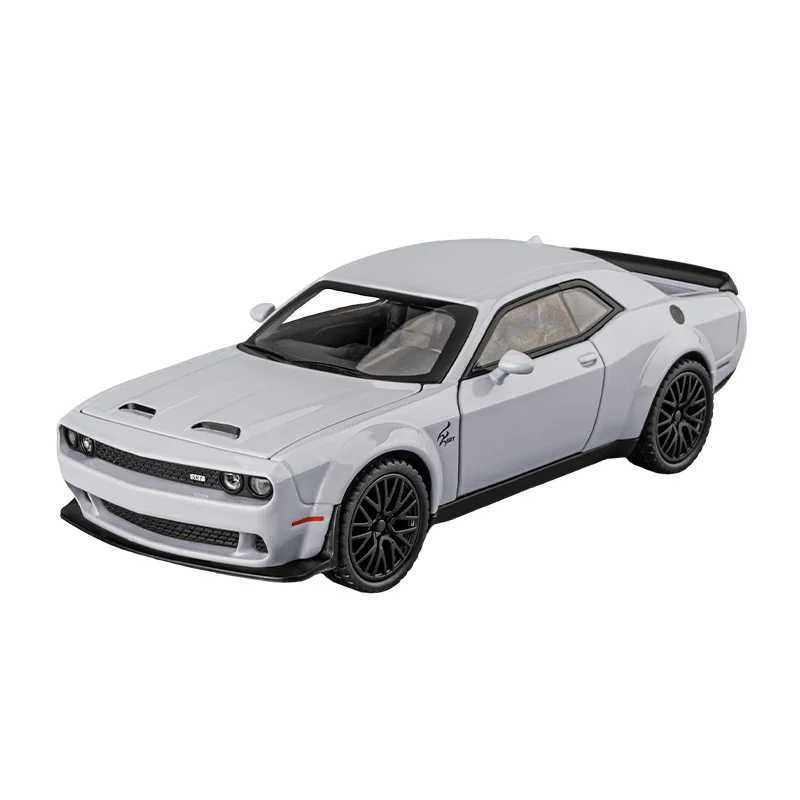 1 32 Dodge Charger Challenger Hellcat Redeye Alloy Model Diecasts Casting Sound and Light Car Toy Free shipping
