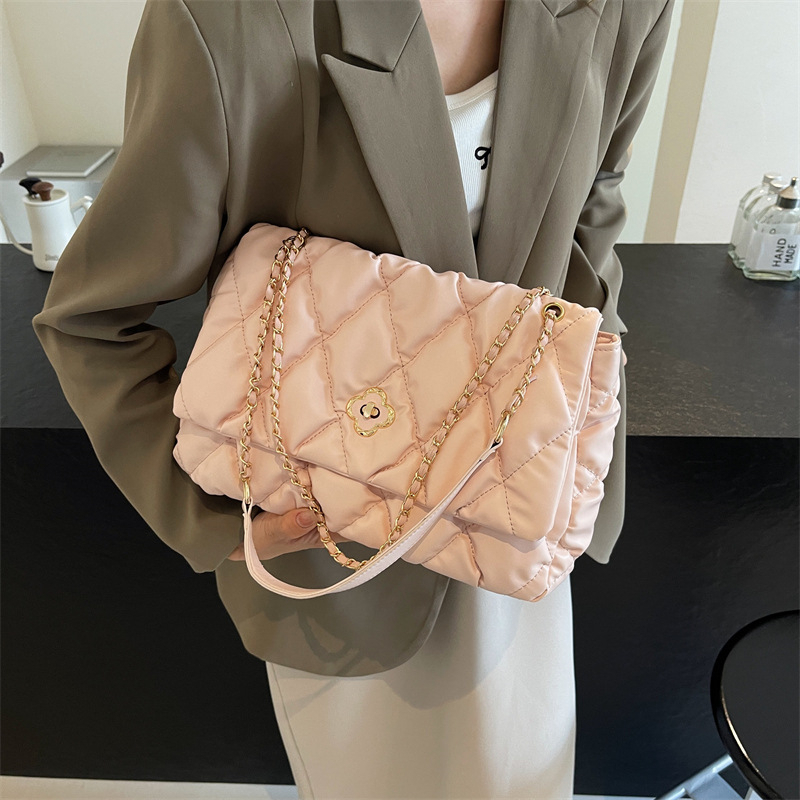 hot free shipping shoulder bags new casual handbag fashionable Floral black white pink flap for women