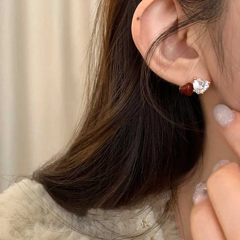 2025 New Arrival Small And Exquisite Simple Red Love Zircon Stud Earrings For Women Fashion Cute Sweet Jewelry Gifts Y250401