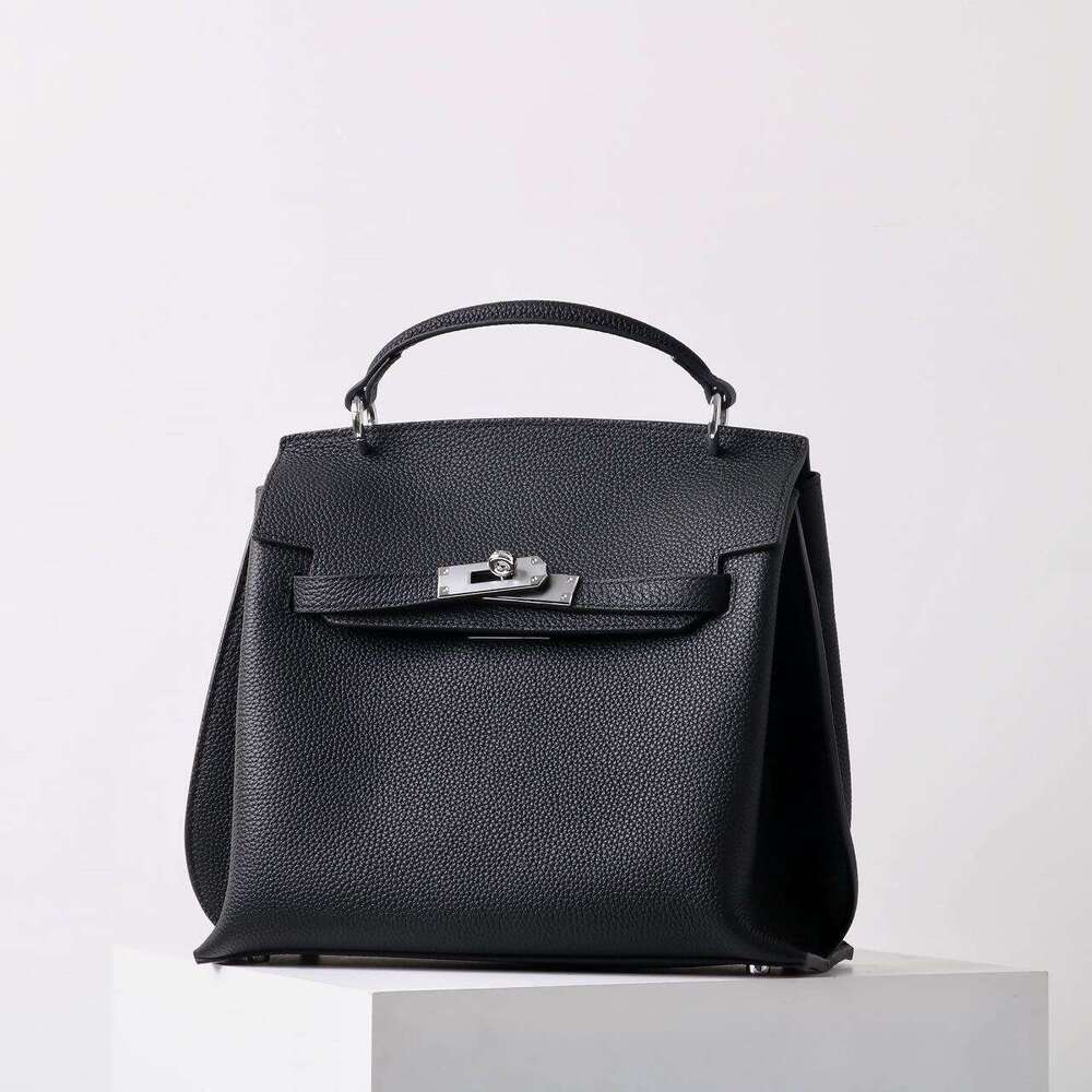 Luxury Bag Designer Togo Top Cowhide Niche Design High-end Large Capacity Leather Women's Handbag Shoulder Commuter Shoulder Bag