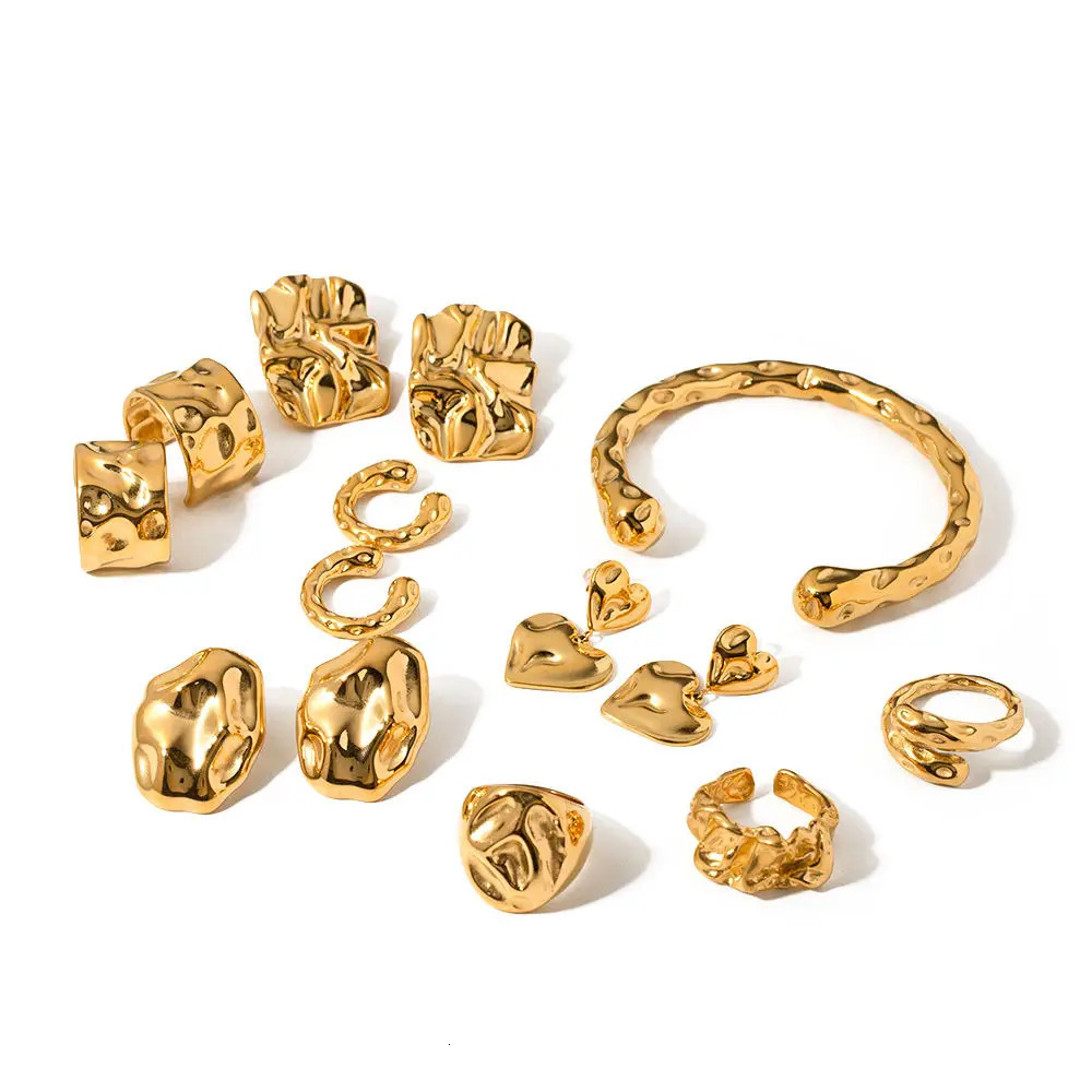 Uworld Stainless Steel Earrings 18K Gold Color Plated Irregular Square Hammer Heart Earrings Sets Women anillos mujer 251031