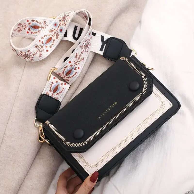 Fashion trend Internet celebrity small broadband contrast crossbody ins versatile four seasons universal girl bag