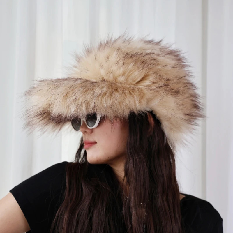 Fox Fur Baseball Cap Sun Hat Women Autumn Winter Windproof Warm Plush Duckbill Cap Fashion Warm Accessories 251030