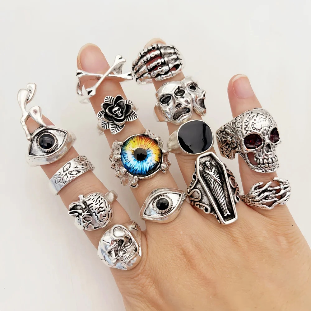 20Pieces Vintage Punk Rings Set For Women Men Mix Style Hip Hop Heart Skull Eye Finger Ring Jewelry Party Gift 251031