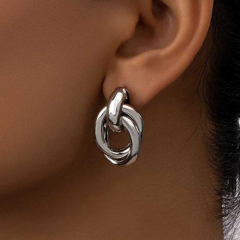 Double layered twisted hollow geometric metal stud earrings suitable for womens hip-hop personality silver jewelry Christmas girl gift Y250401