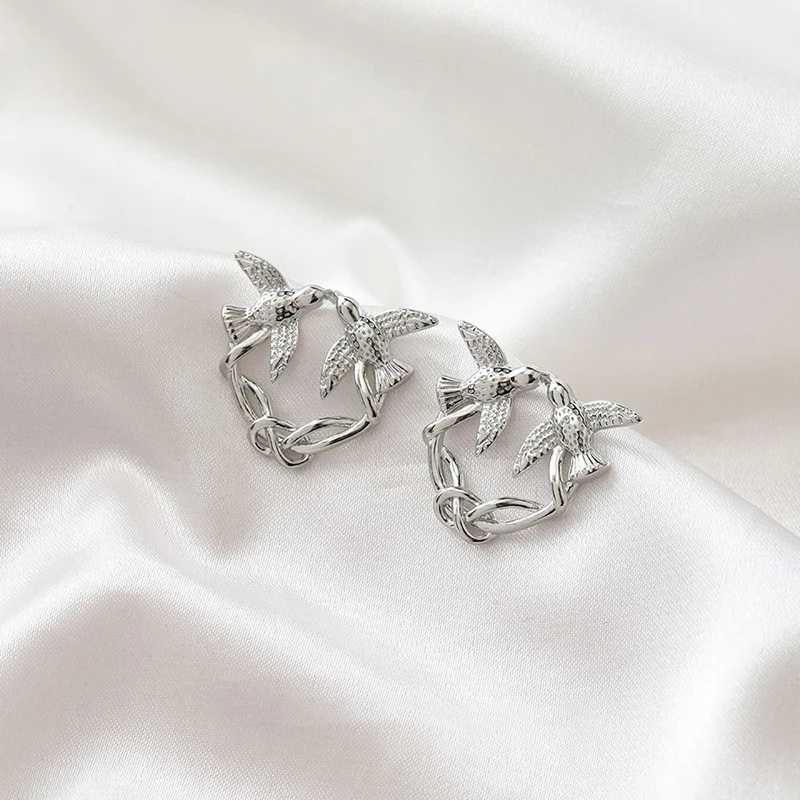 1 pair of fashionable trends charming creativity Lovebirds earrings cute and simple handmade earrings womens jewelry accessories gifts Y250401