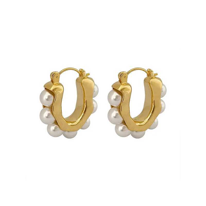 2023 New Arrival Retro Elegant Imitation Pearl Oval Hoop Earrings For Women Fashion Classic Geometric Jewelry Gifts Y250401