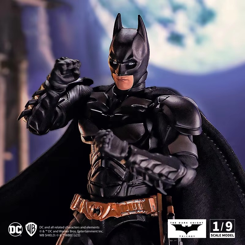 Fondjoy DC Batman Dark Knight 1/9 Action Figure Wholesale - Movable Collectible Model Kit with Display Base, Superhero Gift Bulk Stock