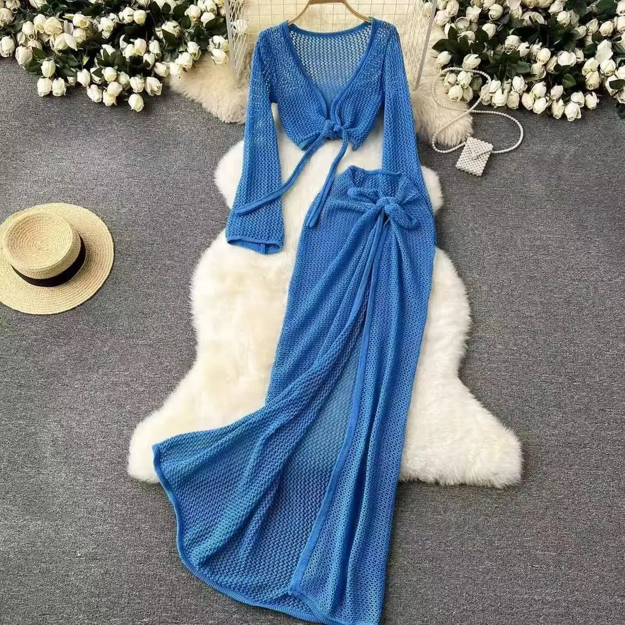 Knitted long sleeved bond onepiece skiing womens beach vacation bikini covering sun bath see through sunscreen smoke 250324Z