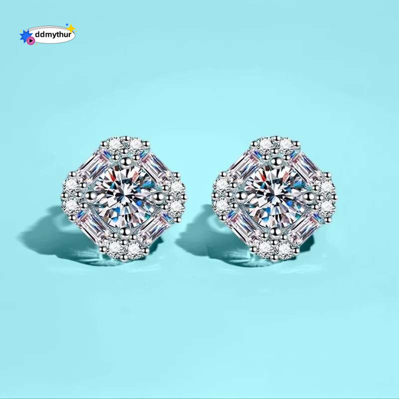 1.47 ct Certified 1Ct Full Moissanite Stud Earrings S Sier Square Bag PT950 Gold Plated Free Gift Box for Women ddmythur