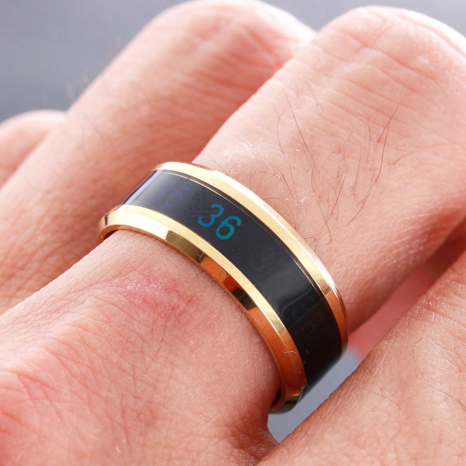 Emotional Temperature Monitoring Jewelry Set - Durable Titanium Steels Ringer Pairs with Advanced Sensitivity Features