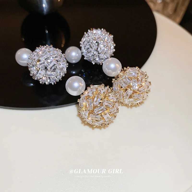 Electroplated silver needle zirconia ball European and American light luxury fashion Atwo wearing personalized earrings Y250401