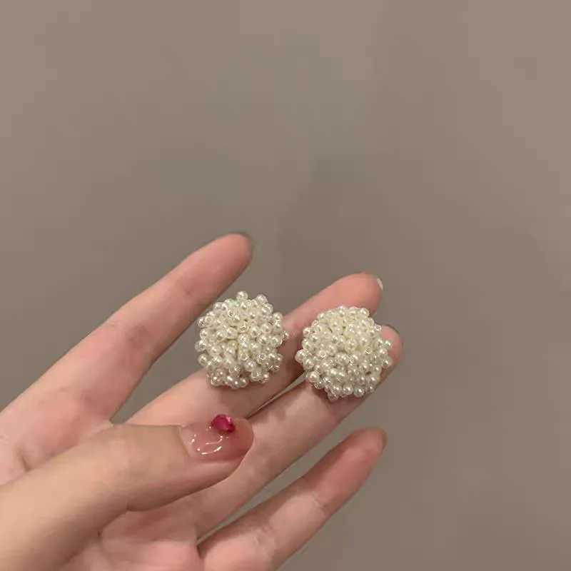 French Style Light Luxury Simple Niche Design Fireworks Pearl Stud Earrings For Women Fashion Cute Sweet Metal Jewelry Gifts Y250401