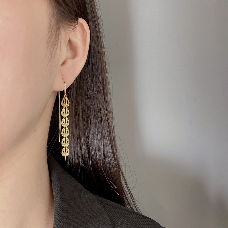 Chic Vintage-Inspired 925 Silver Studs Featuring Sparkling Crystals and White Zircons Ideal for Bridesmaids