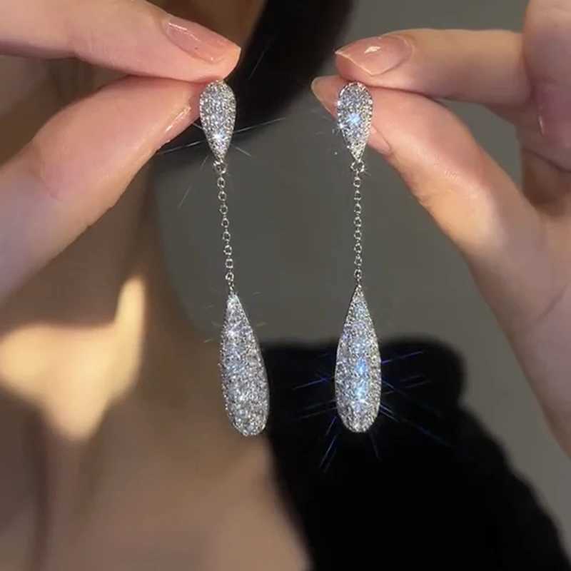 Korean New Design Fashion Jewelry Silver Plated Zircon Long Pendant Earrings Luxury Womens Party Accessories Y250401