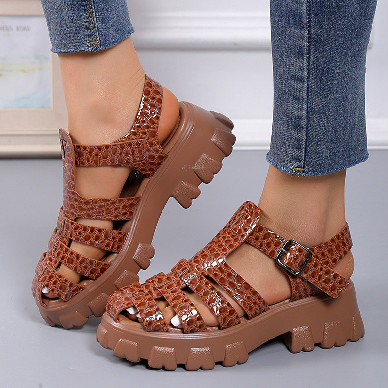 New Designer Sandals With Free Shipping Thick Soled Patterned For Women Pig Cage Shoes Hollow Woven Sponge Cake, Roman Sandals Oversized Ins Style San