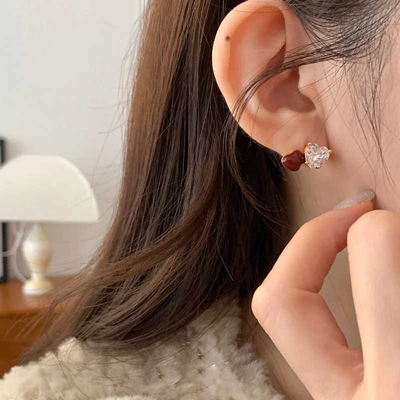 2025 New Arrival Small And Exquisite Simple Red Love Zircon Stud Earrings For Women Fashion Cute Sweet Jewelry Gifts Y250401