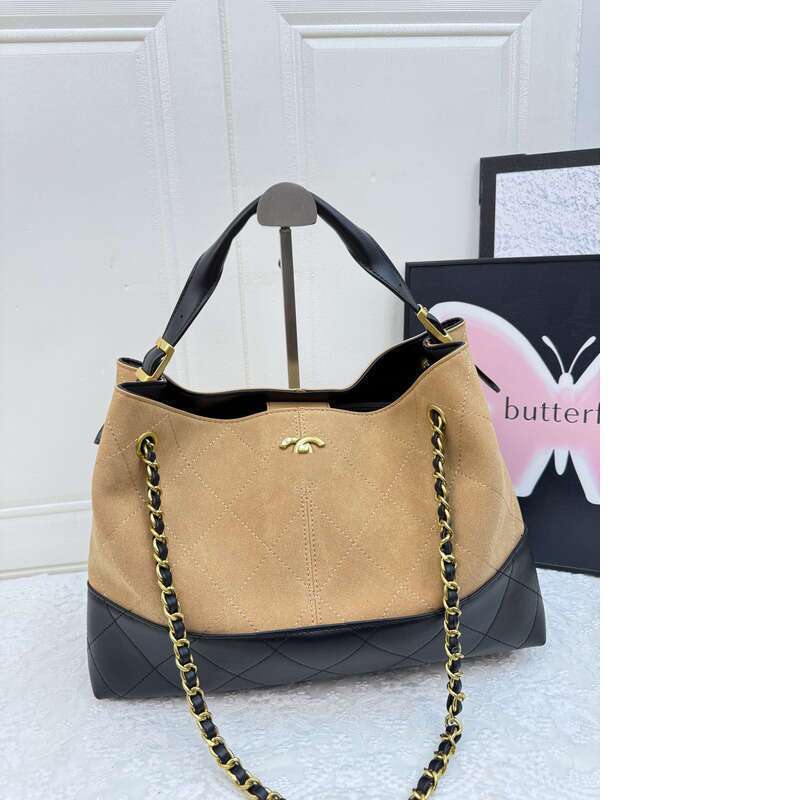 Designer Luxury Suede Tote Bag Women's Large Capacity Chain Shoulder Bag 2024 Autumn New Style Free Delivery Large Functional Bag For Leisure Shopping 10A