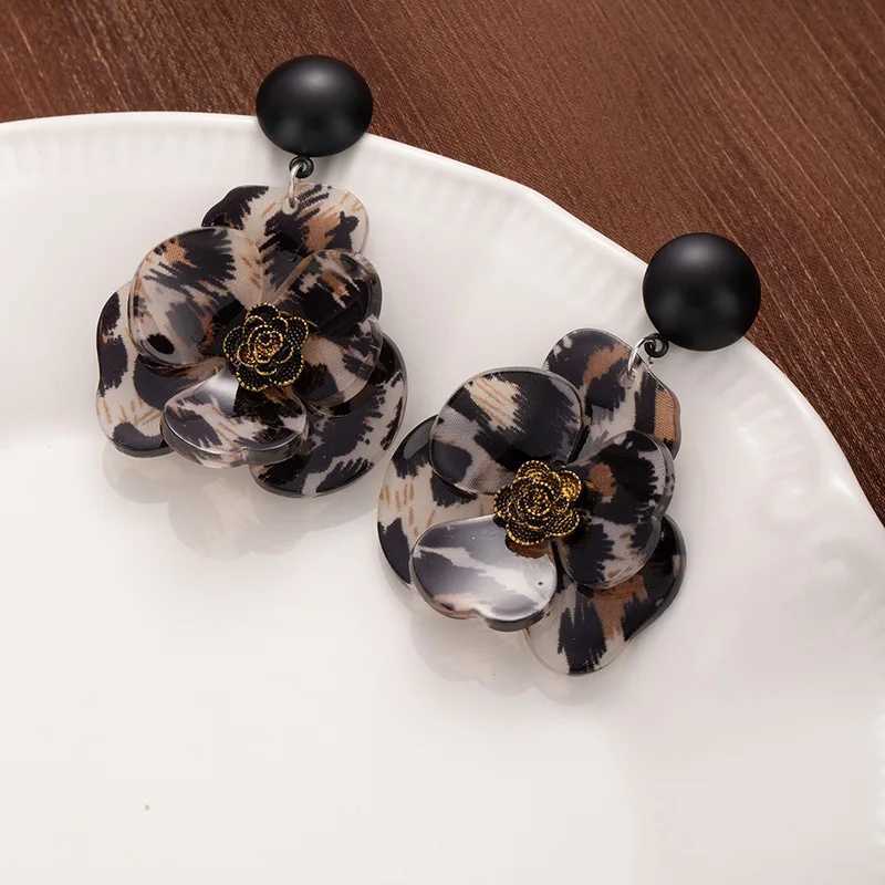 Light Luxury Retro Exaggerated Leopard Print Large Flower Dangle Earrings For Women Fashion Elegant Jewelry Party Gifts Y250401