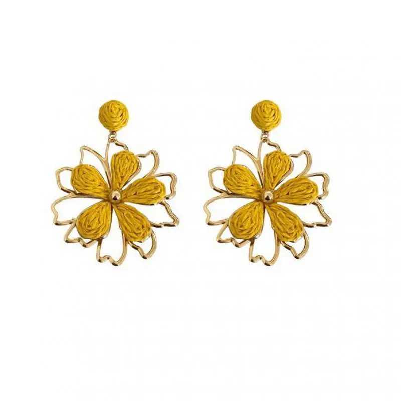 European And American Exaggerated Unique Straw Sun Flower Dangle Earrings For Women Fashion Elegant Metal Jewelry Gifts Y250401