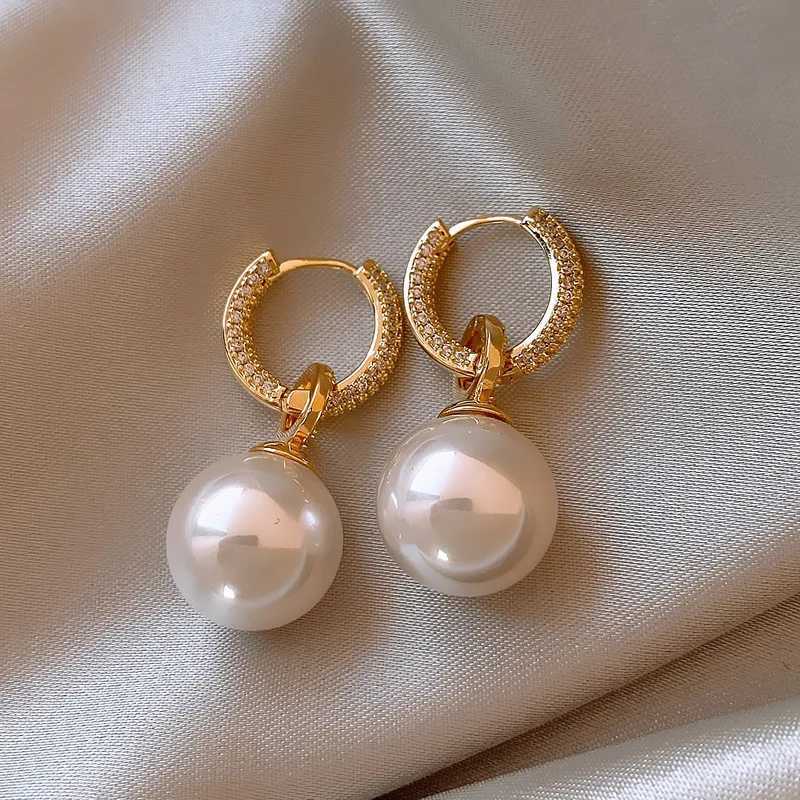 2023 New Arrival Light Luxury Sweet Pearl Dangle Earring Fashion Elegant Jewelry Party Girls Earrings Y250401