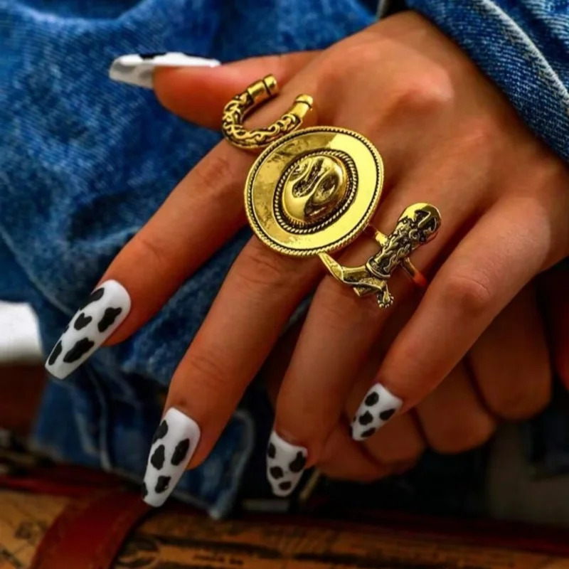 3piece retro ethnic style multi piece stacked denim hat Martin boots horse hooves exaggerated personality alloy ring set 251031