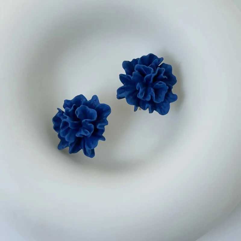 Blue flower stud earrings resin charm Exaggeration temperature cute earrings womens fashion wedding party elegant jewelry Y250401