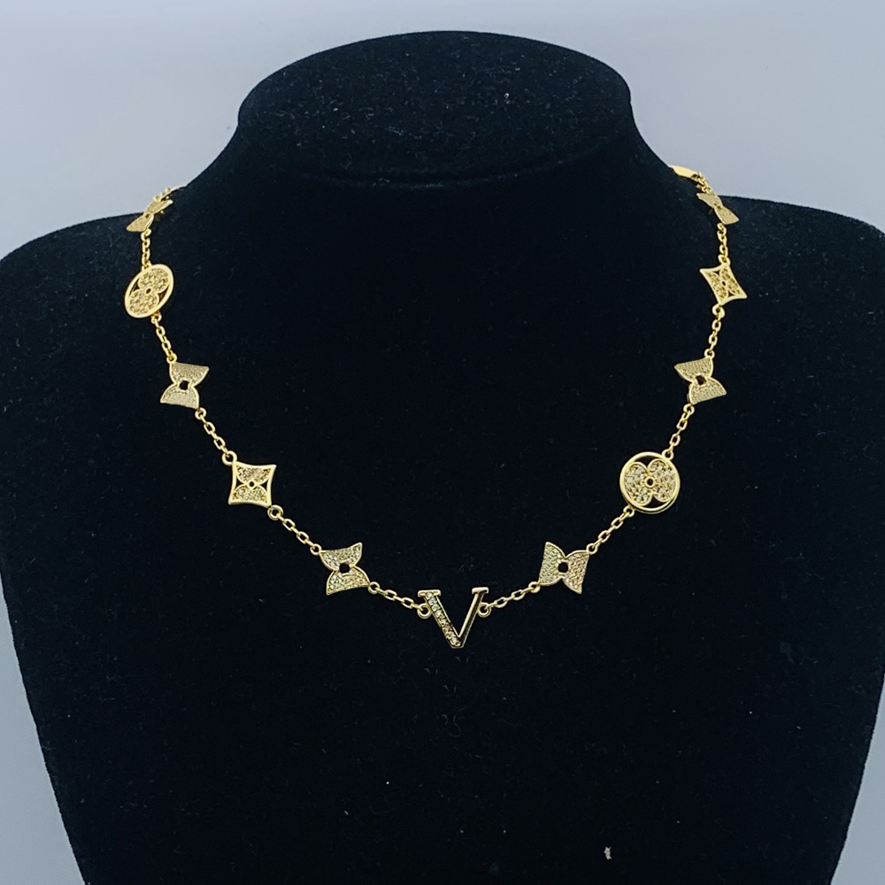 Necklaces crystal flower pendant luxury designer jewelry women copper material diamonds letter women's charm necklace wedding gifts 20 styles good nice wholesale
