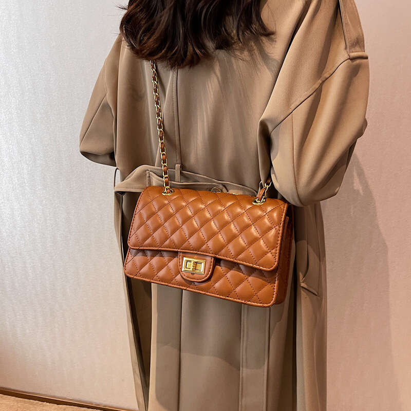 Cross-Border Quilted Chain Crossbody for Women 2025 New Vintage Single Shoulder Underarm Bag High-End Handbag Bags