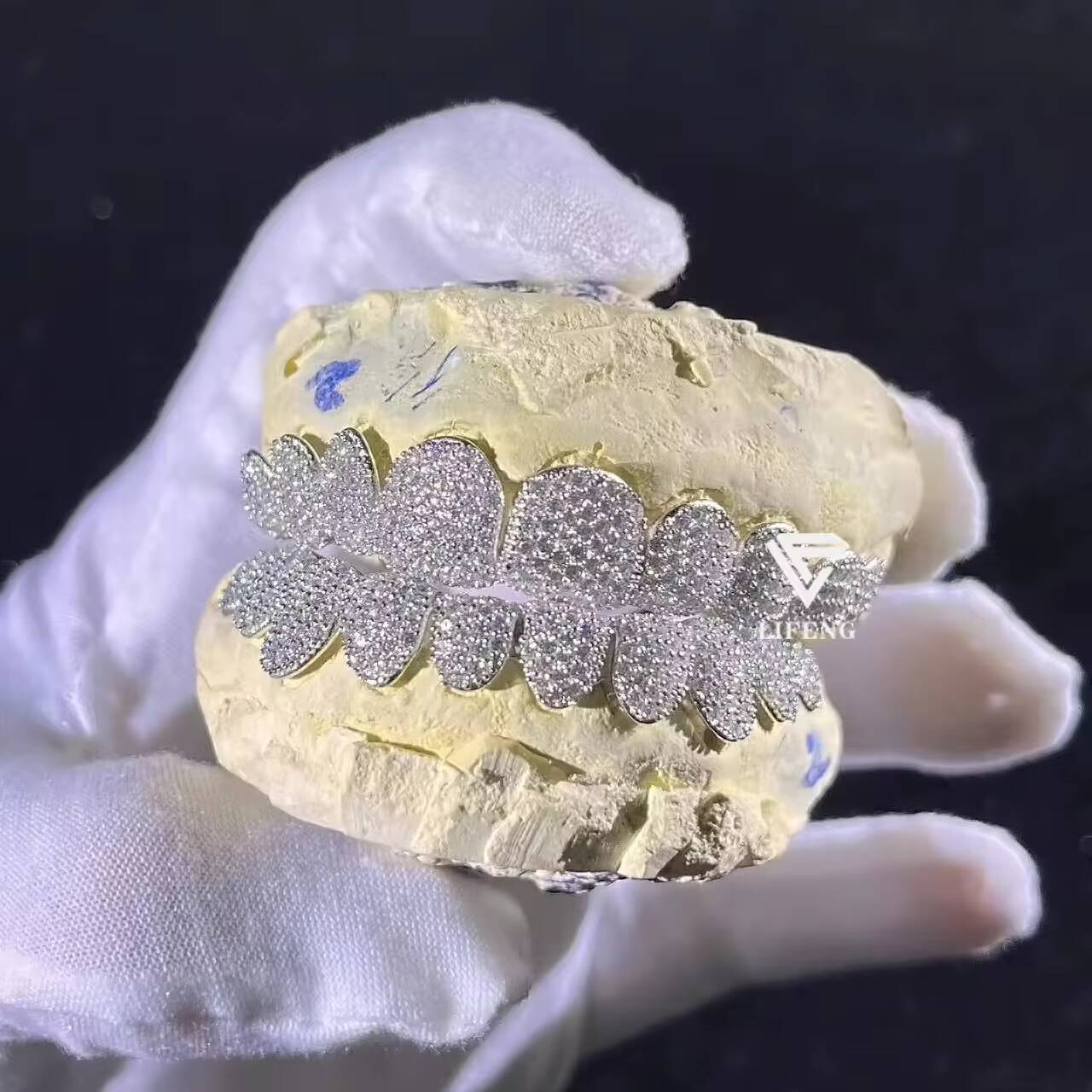 Lifeng Jewelry Custom Hiphop Rapper Diamond Grillz Iced Out Perm Cut 925 Sterling Silver Moissanite Grillz for Men