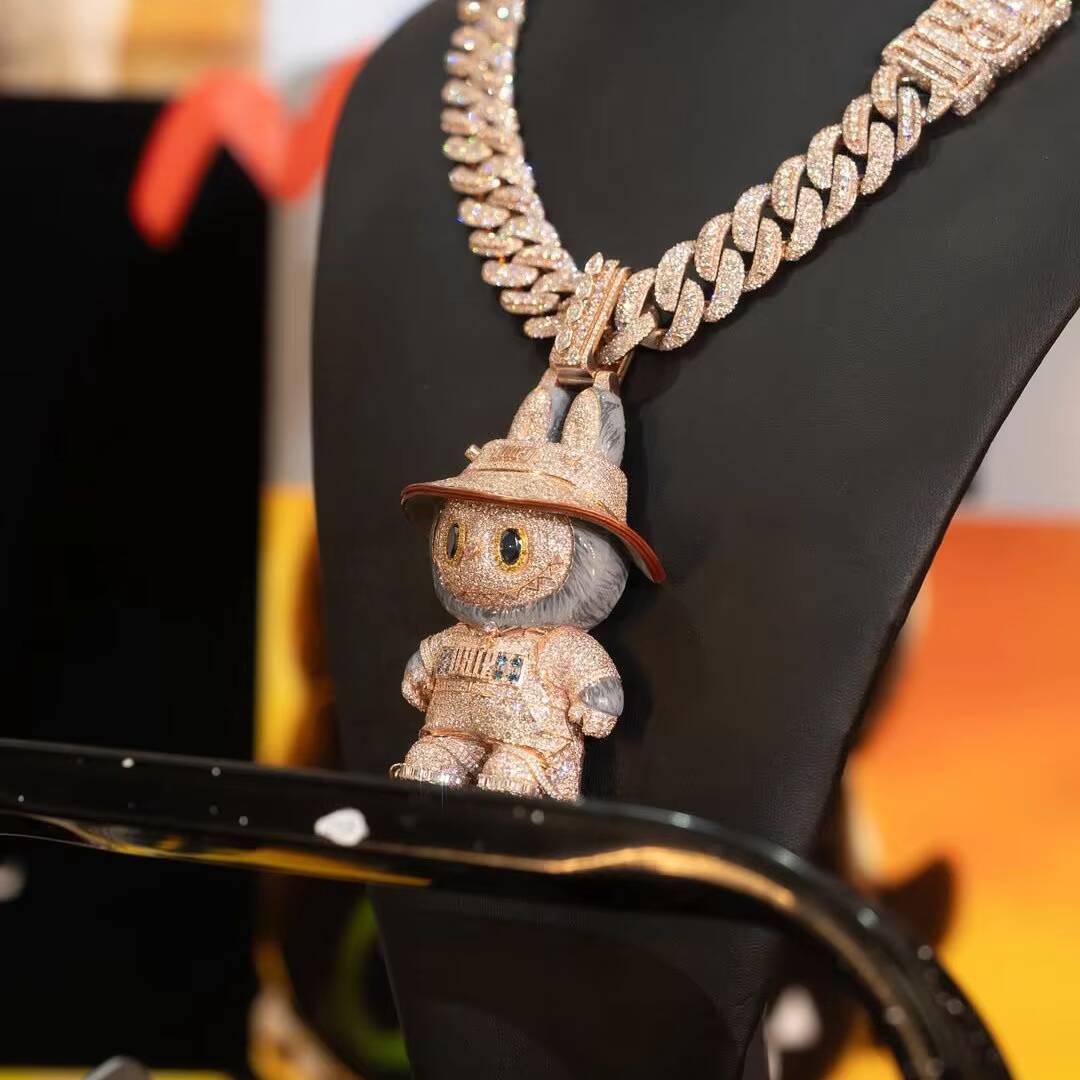 Custom Cartoon Cat Pendant 925 Sterling Silver Iced Out Hip Hop Jewelry with VVS Moissanite