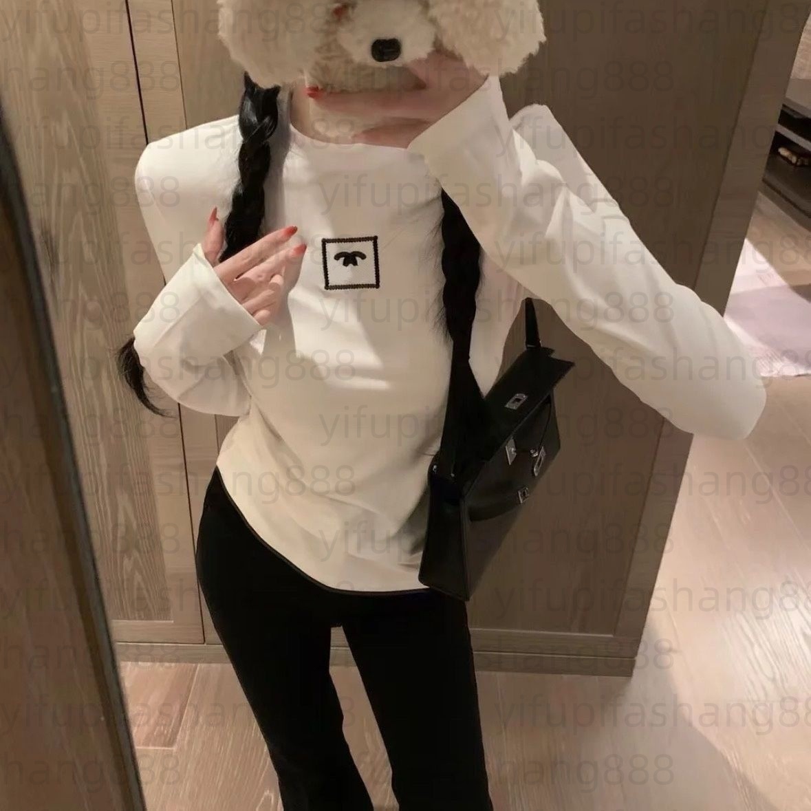 2026 Womens t shirt new designer tshirt casual sweatshirt long sleeve Luxury Original edition autumn winter base shirt wholesaler tees brand tops pattern clothes