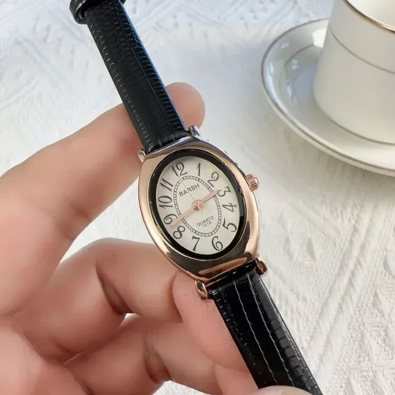 Fashion Oval Dial Women Watches Leather Strap Retro Ladies Quartz Watch Drop Reloj De Mujer 251031