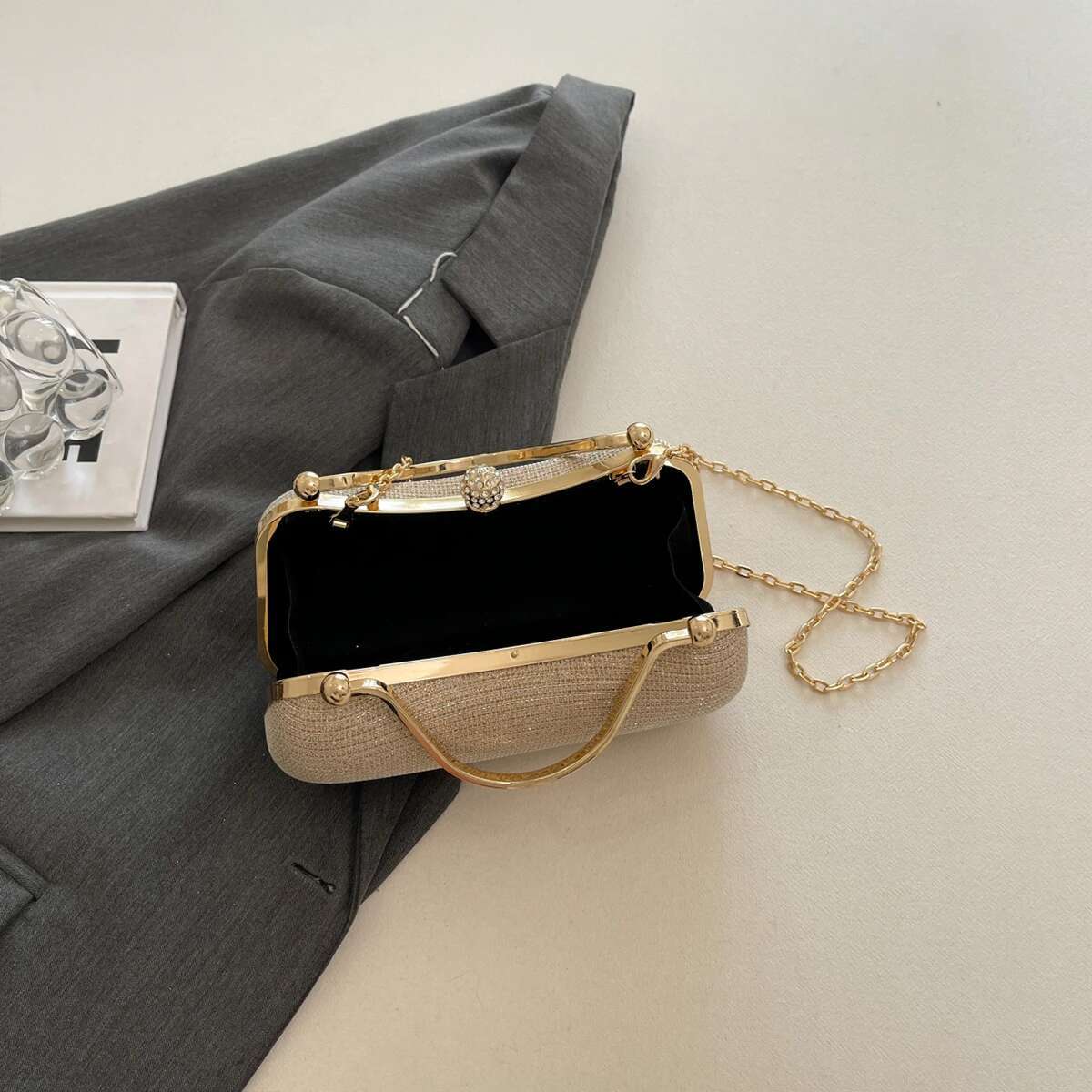 Elegant Rhie Evening Bag Shiny PVC Clutch with Snap Closure Stylish Handbag Women Perfect for Parties Dinners Events